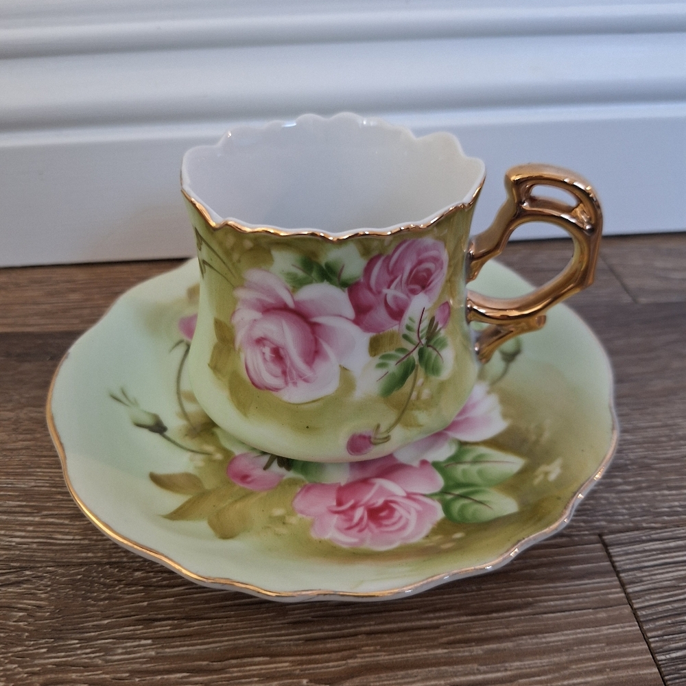 Lefton Vintage Hand Painted Cup & Saucer, Pink Roses, Gold Trim‎ & Gold Handle